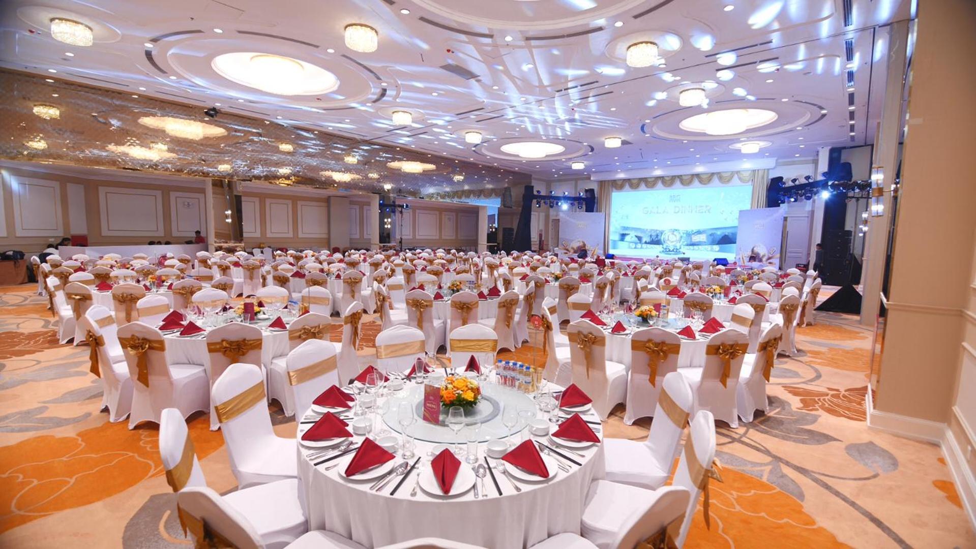 Legend Valley Hotel Ha Nam Phu Ly Bagian luar foto